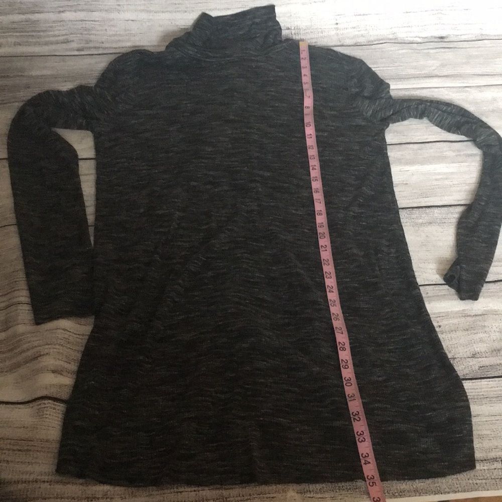 Free People We The Free Stone Cold Turtleneck slit back marled tunic size medium - Picture 16 of 16